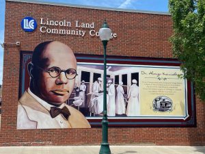Mural on side of LLCC Jacksonville honoring Dr. Alonzo Kenniebrew