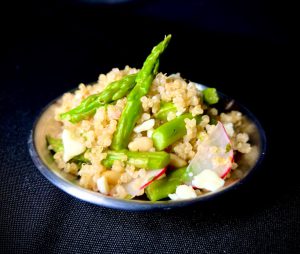 Spring quinoa and asparagus salad